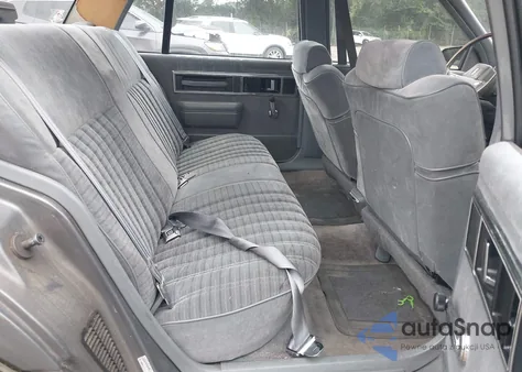 1989 Oldsmobile Delta 88 Royale из США, поврежденный, VIN 1G3HN54C1K1809364